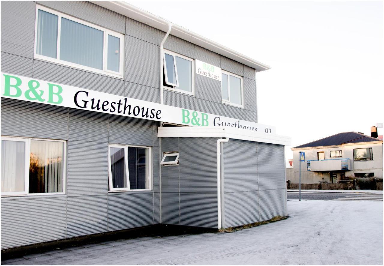 B&B Guesthouse - Bed And Breakfast Keflavik Centre Ngoại thất bức ảnh